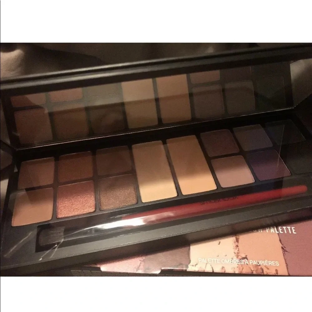SMASHBOX The Love Edit A Romantic Eye Shadow Palette W/ Brush NIB $58